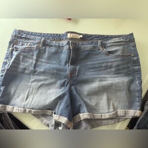 Stylish Torrid Blue Denim Jean shorts size 30